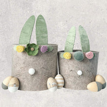 Load image into Gallery viewer, Felt Bunny Basket