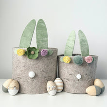 Load image into Gallery viewer, Felt Bunny Basket