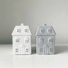 Load image into Gallery viewer, Little House Oil Burner