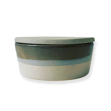 Load image into Gallery viewer, Three Wick Vanilla Scented Candle With Lid