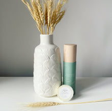 Load image into Gallery viewer, Shell Pattern Vase