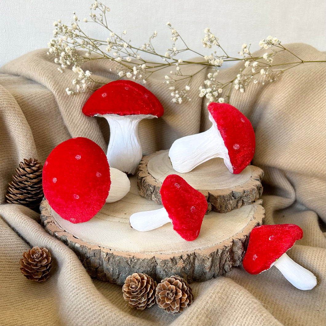 Velvet Toadstools Set - Red