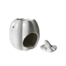 Load image into Gallery viewer, Pumpkin Oil Burner - White
