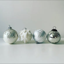Load image into Gallery viewer, Cracked Silver Glass Bauble
